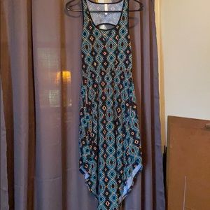 Dress with keyhole back